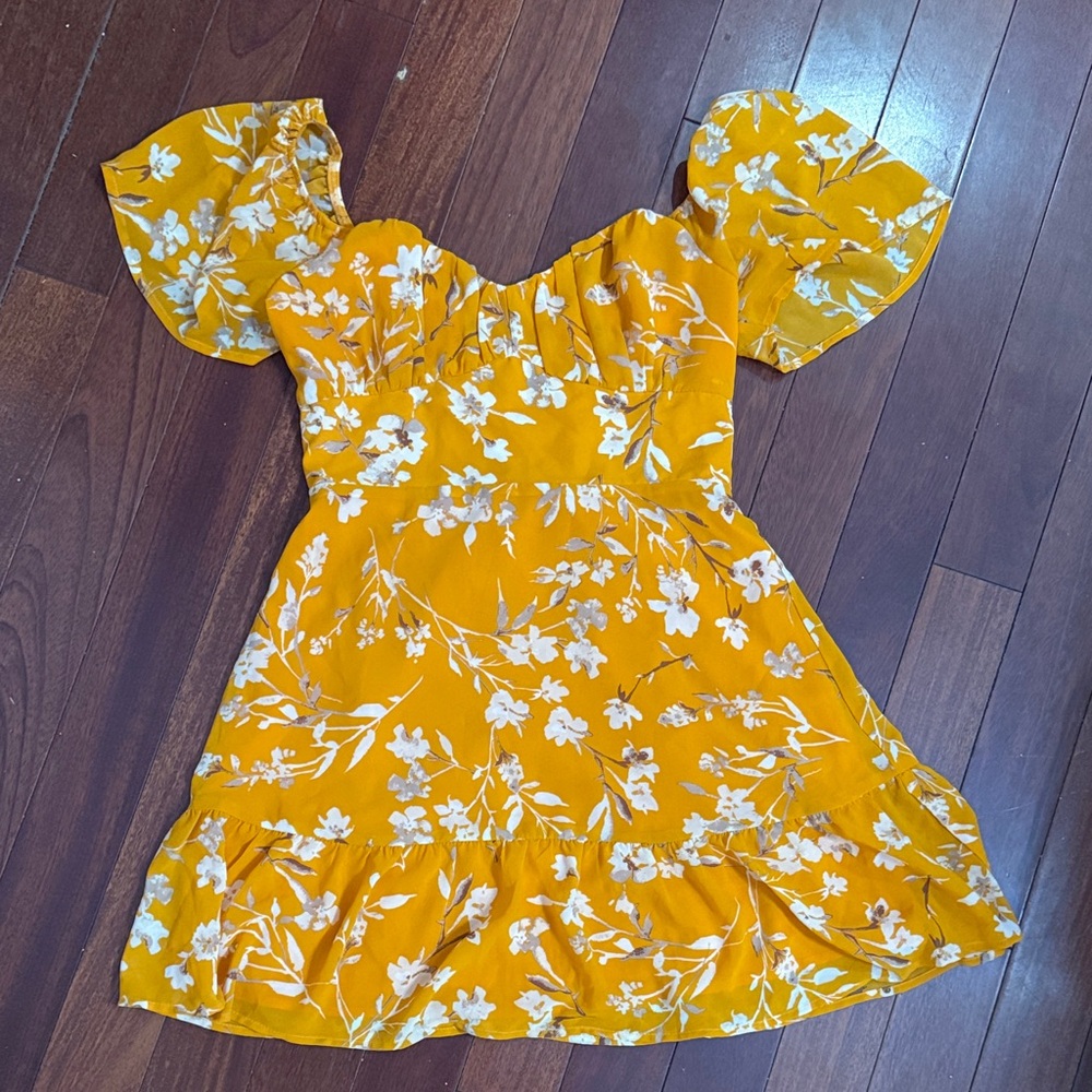 Dynamite Yellow Floral Casual Dress